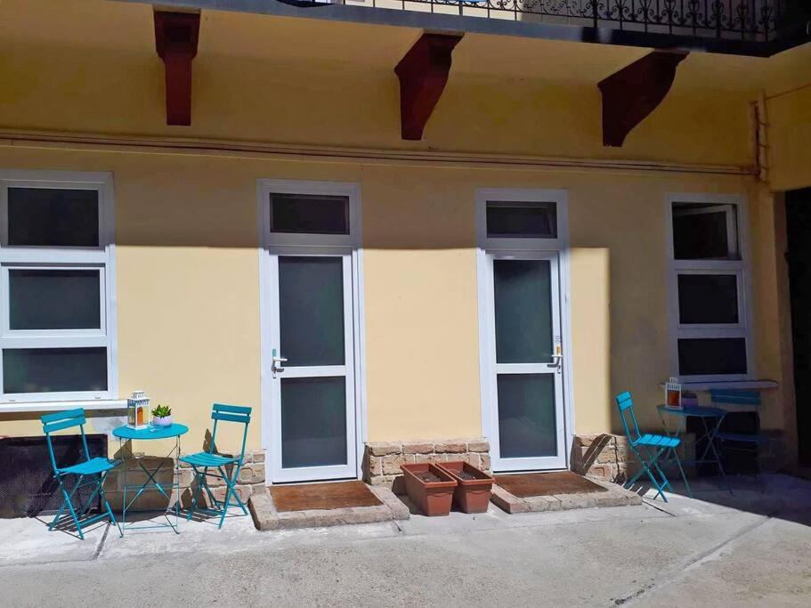 Modern Stylish 2 Bedroom Holiday Apartment Budapeste Exterior foto