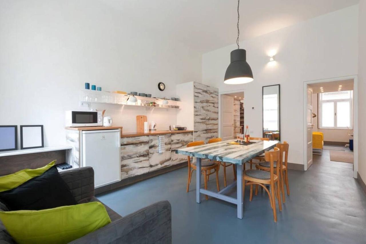 Modern Stylish 2 Bedroom Holiday Apartment Budapeste Exterior foto