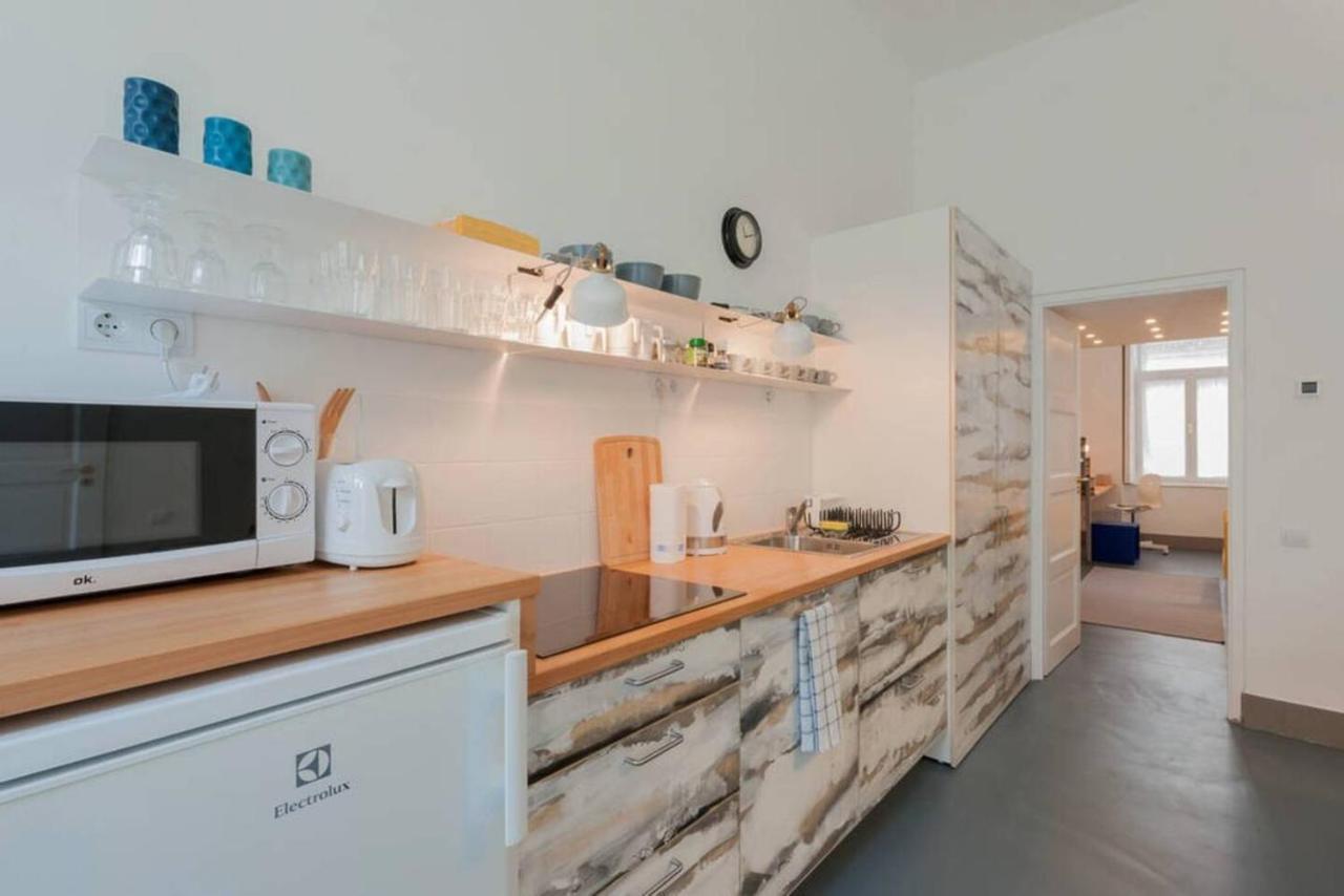 Modern Stylish 2 Bedroom Holiday Apartment Budapeste Exterior foto