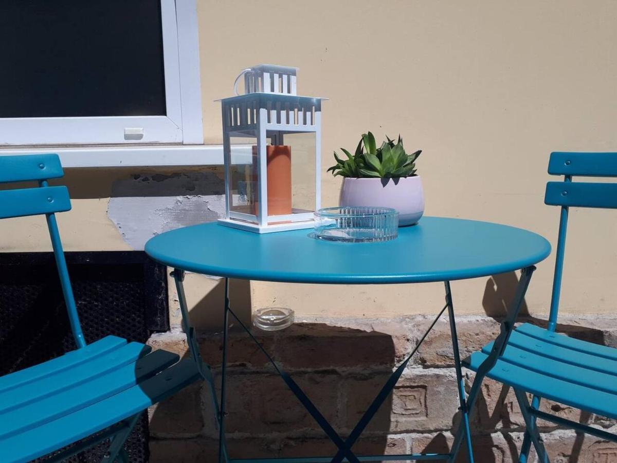 Modern Stylish 2 Bedroom Holiday Apartment Budapeste Exterior foto